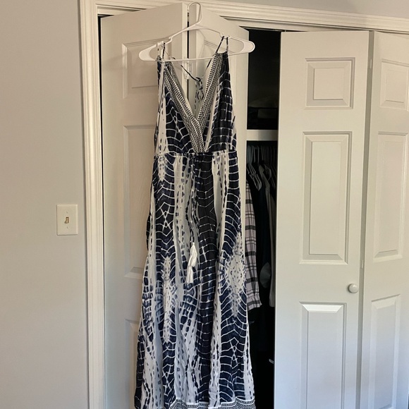 NWT Venus Swimwear Blue & White Cover up/Maxi Dress - Picture 2 of 5